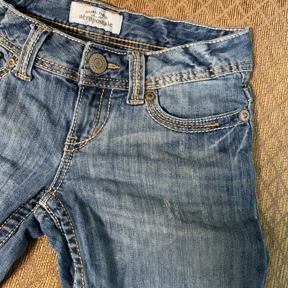 Aeropostale Bermuda Shorts, Size 1/2 - Picture 3 of 7